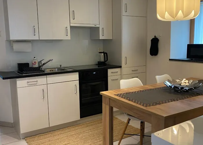 Zentrale In Ruhiger Lage In Baltschieder