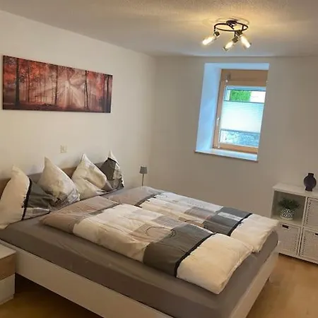 Zentrale In Ruhiger Lage In Appartement