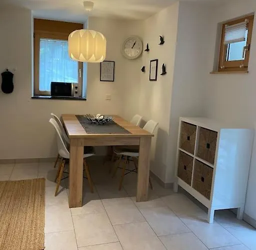 Zentrale In Ruhiger Lage In Appartement