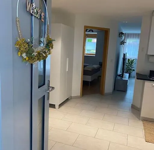 Zentrale In Ruhiger Lage In Appartement *